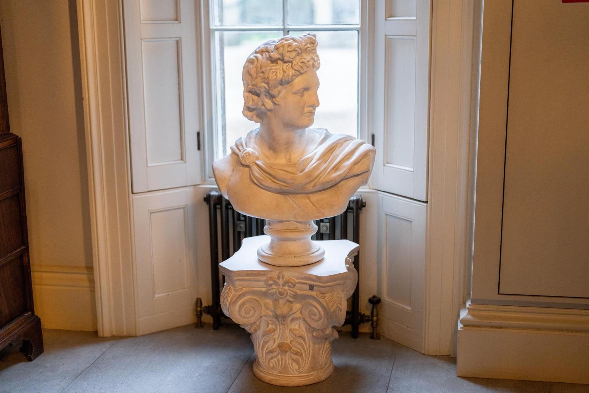 Weston Manor Hotel Экстерьер фото